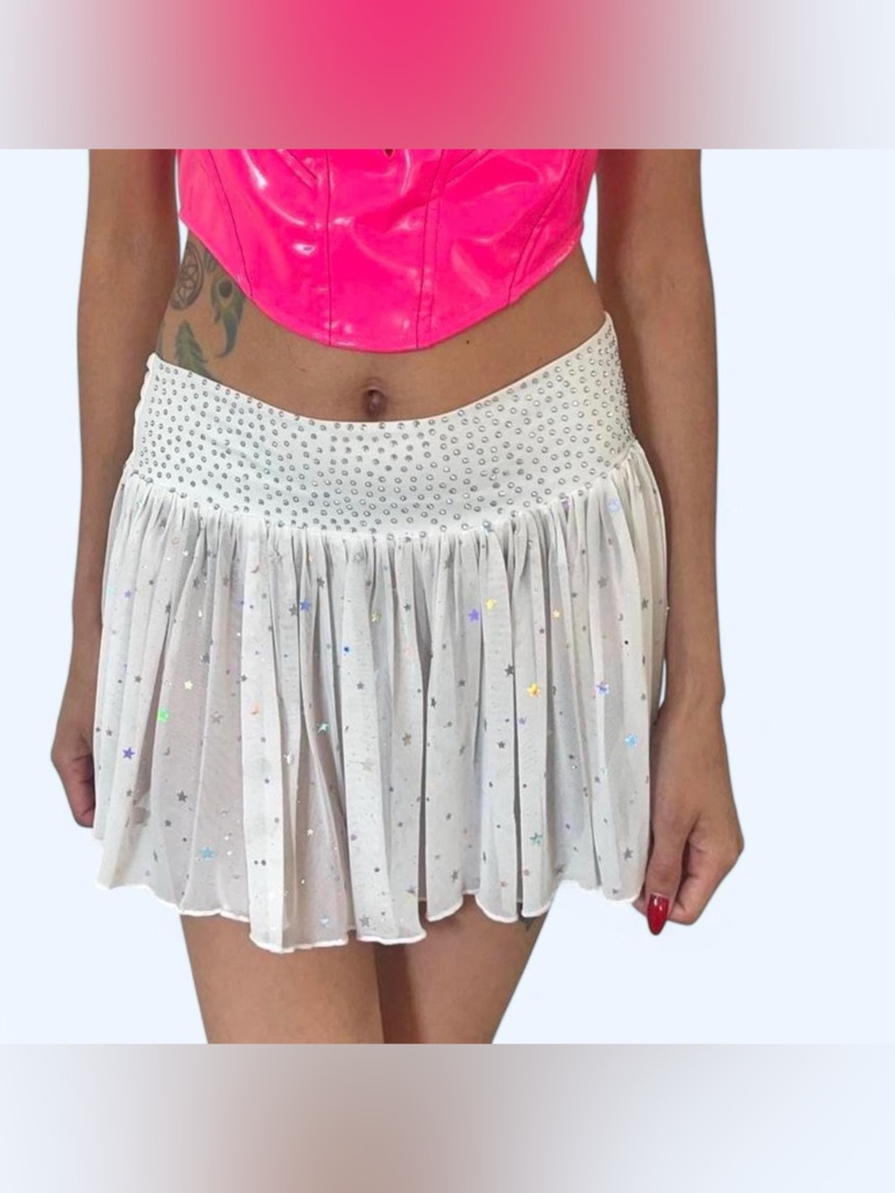 OHS White Star Mesh Festival Skirt ✨